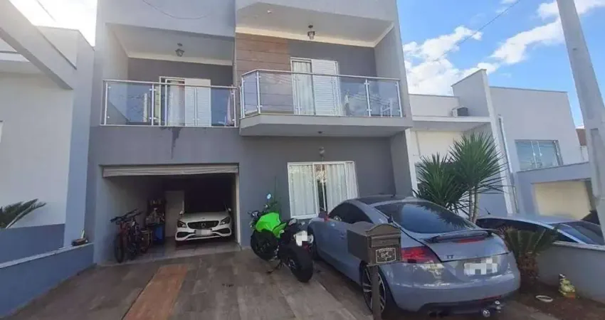 Lindo Sobrado à venda no Condomínio Horto Florestal III em, Sorocaba/SP