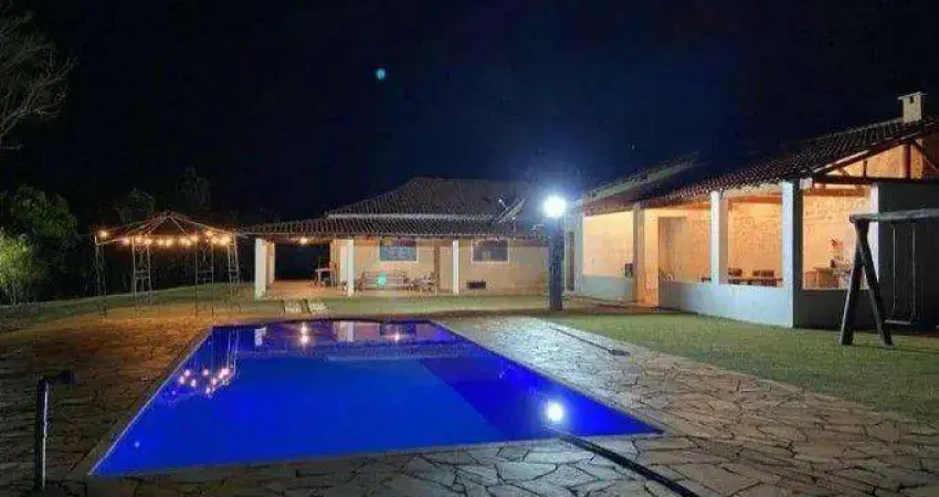Chácara com 4 dormitórios à venda, 10000 m² por R$ 710.000,00 - Condomínio Fazenda Amadeus - Araçoiaba da Serra/SP