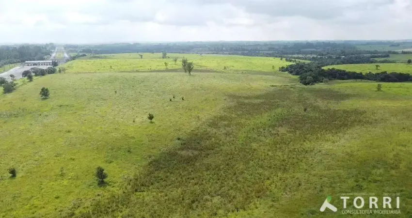 Chácara / sítio à venda na Estrada Municipal, 18, Centro, Tatuí