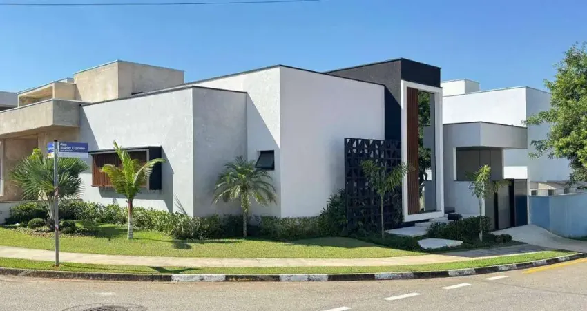 Casa de esquina á venda no Condomínio Terras de São Francisco em Sorocaba/SP