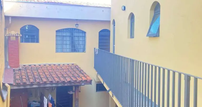 Casa com 3 Quartos à venda, no Bairro Jardim Rosália Alcolea, em Sorocaba - SP