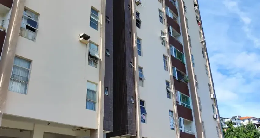 Apartamento com 3 quartos à venda na Rua Doutor Odilon Machado, 657, IAPI, Salvador