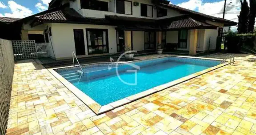 Casa com 5 quartos à venda no Glória, Joinville