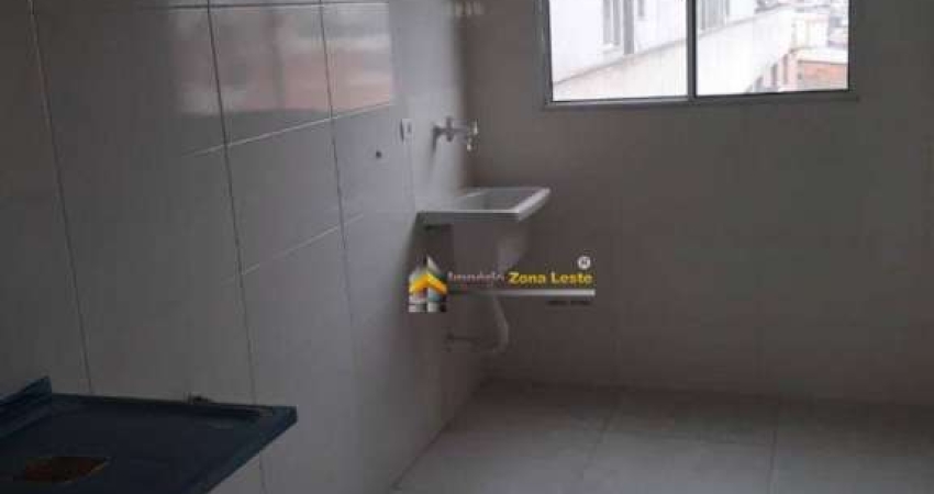 Apartamento com 2 dormitórios à venda, 34 m² por R$ 180.000,00 - Vila Nhocune - São Paulo/SP