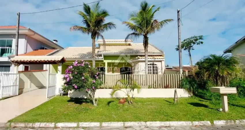 Casa com 4 quartos para alugar na Rua Alemanha, Atami, Pontal do Paraná