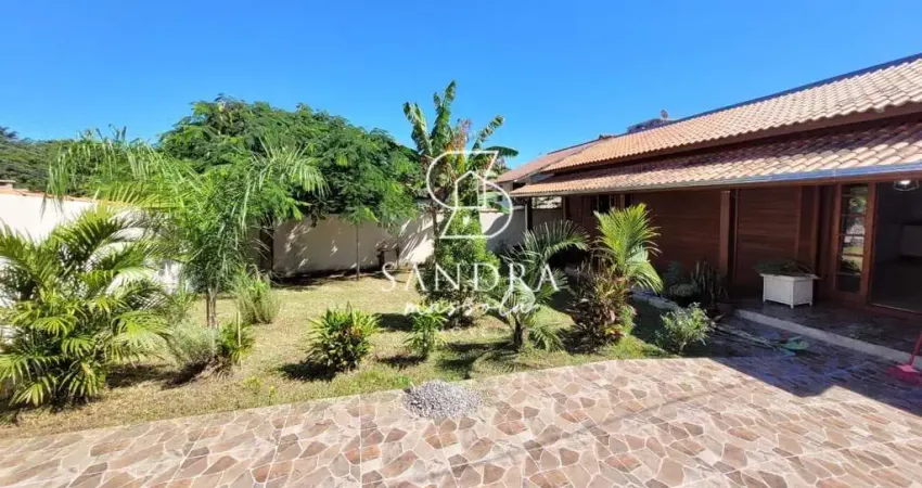 Casa à venda no bairro Ingleses do Rio Vermelho - Florianópolis/SC