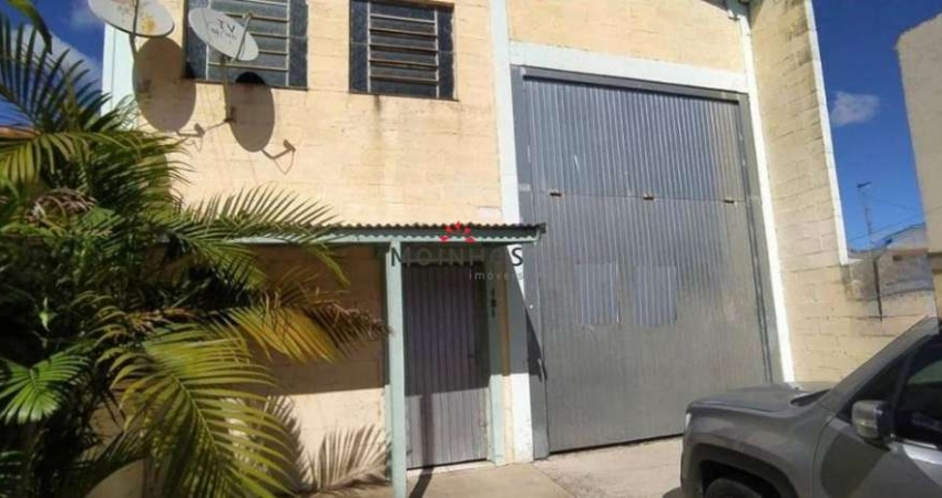 Aluga pavilhão, 2 banheiros, 163 m², no bairro São José em Canoas/Rs