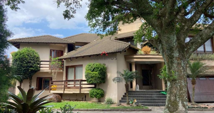Casa-Sobrado Comercial com 6 Quartos e 4 banheiros para Alugar, Bairro Igara Canoas