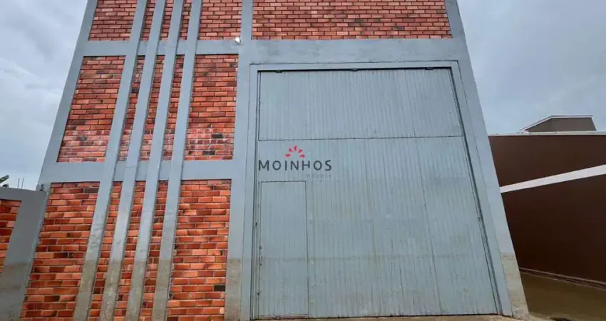 Aluga pavilhão no bairro Harmonia em Canoas com 200m²