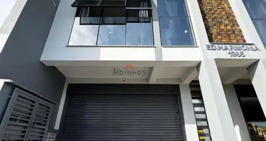 Aluga loja com 100m², 2 vagas de estacionamento, no bairro harmonia em canoas