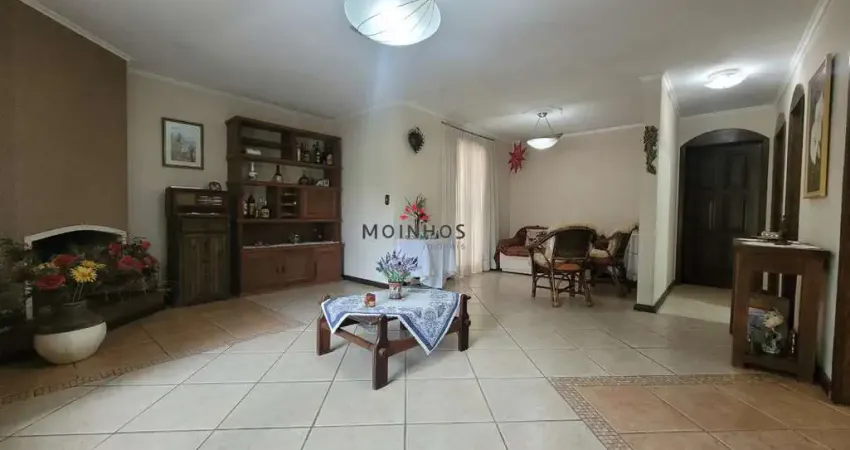 Ampla casa com 2 dormitorios sendo 1 suite, bairro nossa senhora das graças - canoas