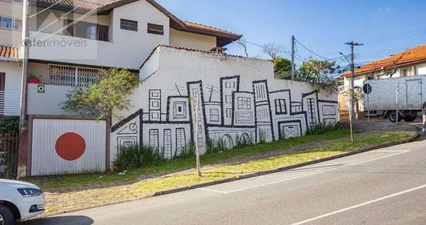 Sobrado Triplex, 3 quartos, suíte, 2 vagas - Alto da XV - Curitiba/PR