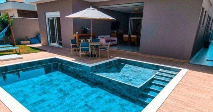 Casa com 3 suítes à venda, 270 m² por R$ 2.850.000 - Medeiros - Jundiaí/SP