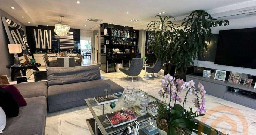 Casa com 3 SUITES à venda, 390 m² por R$ 4.700.000 - Cidade Jardim - São Paulo/SP