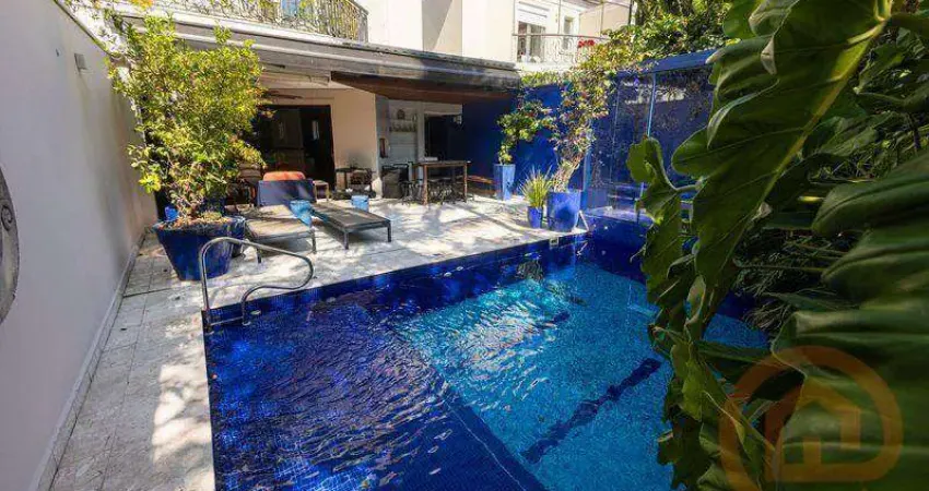 Casa com 3 suítes para alugar, 420 m² por R$ 5.700/mês - Cidade Jardim - São Paulo/SP