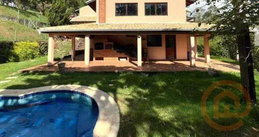 Casa com 3 dormitórios à venda, 500 m² por R$ 1.800.000,00 - Condomínio Serra dos Cristais - Cajamar/SP