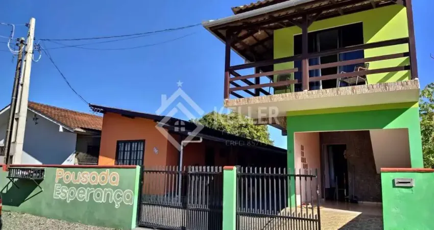 POUSADA  Á 500 METROS DO BETO CARREIRO