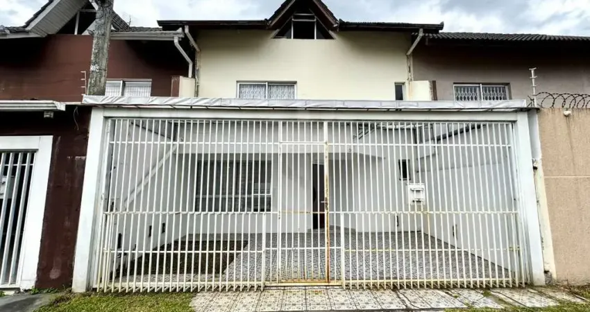 Casa com 3 quartos para alugar na Rua Roberto Faria, Fanny, Curitiba