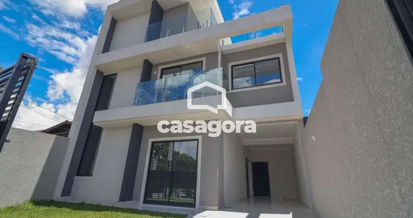 Sobrado à venda 3 Quartos, no pinheirinho, CURITIBA - PR