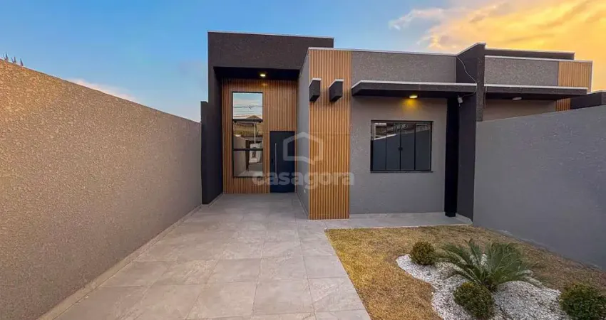 Casa Alto Padrão com Piscina e 3 Quartos no Iguaçu  Fazenda Rio Grande