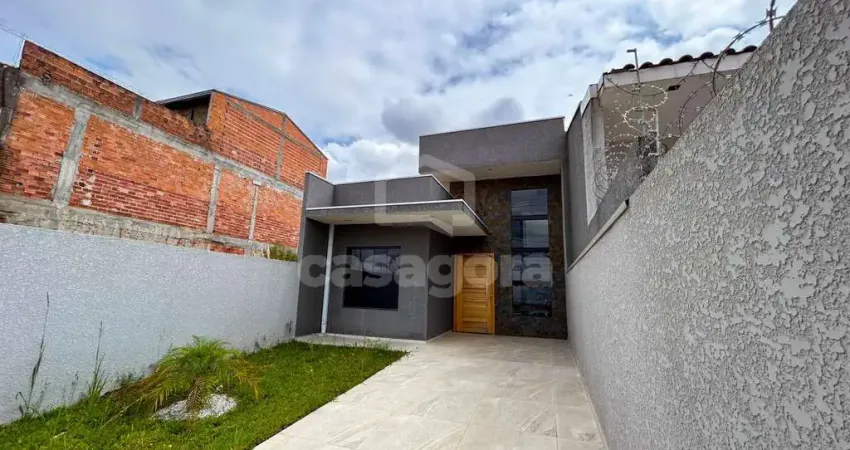 Casa 2 Quartos com Suíte no Bairro Eucaliptos - Fazenda Rio Grande