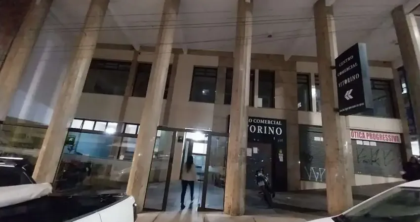 Oportunidade, Kitnet Desocupada e Repaginada - Centro Histórico - Preço Atrativo