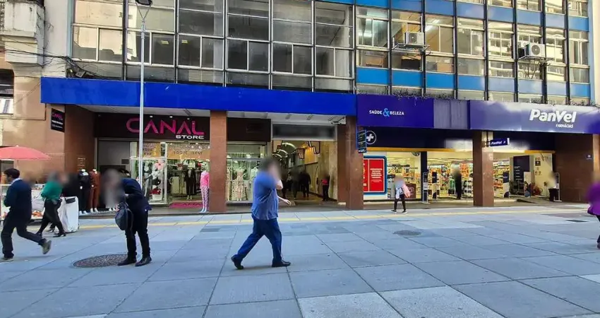 Conjunto comercial, meio andar inteiro com várias salas e salão!