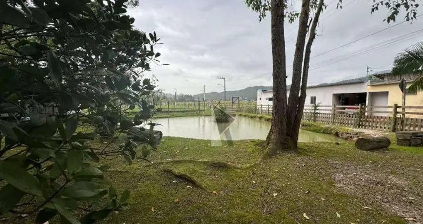 Chácara com 2 dormitórios à venda, 2025 m² por R$ 725.000,00 - Escalvados - Navegantes/SC