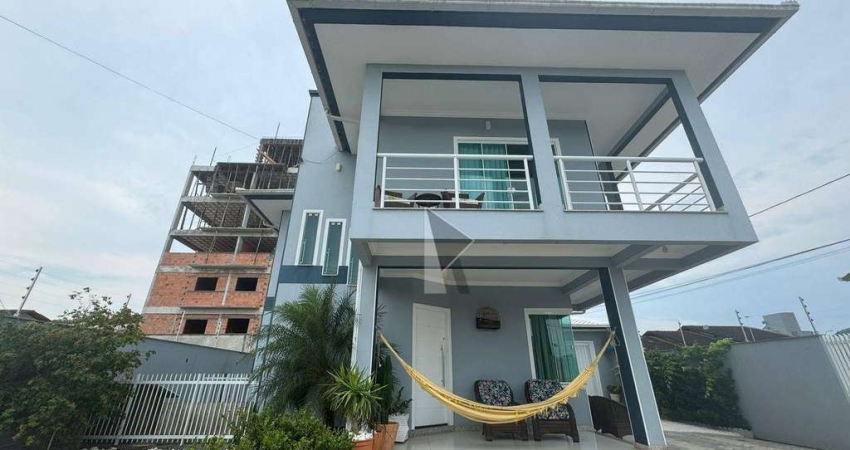 Casa com 2 dormitórios à venda, 240 m² por R$ 1.350.000,00 - Gravatá - Navegantes/SC