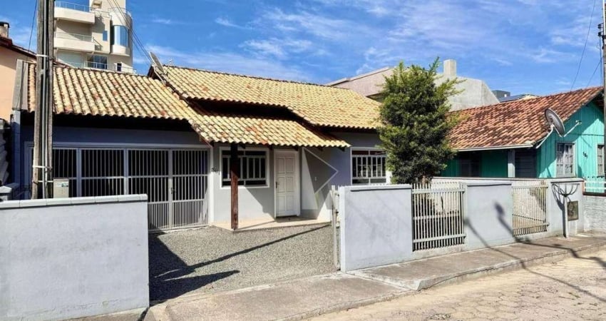 Casa com 2 dormitórios à venda, 100 m² por R$ 656.000,00 - Gravatá - Navegantes/SC