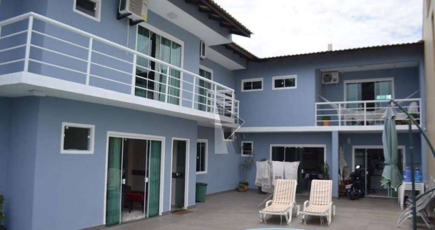 Casa Residencial à venda, Meia Praia, Navegantes - CA0132.