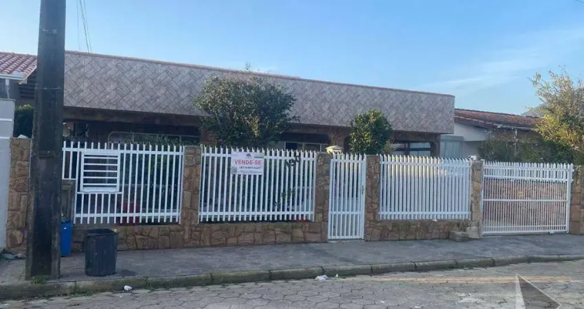 Casa com 4 dormitórios à venda, 234 m² por R$ 650.000,00 - Gravatá - Navegantes/SC