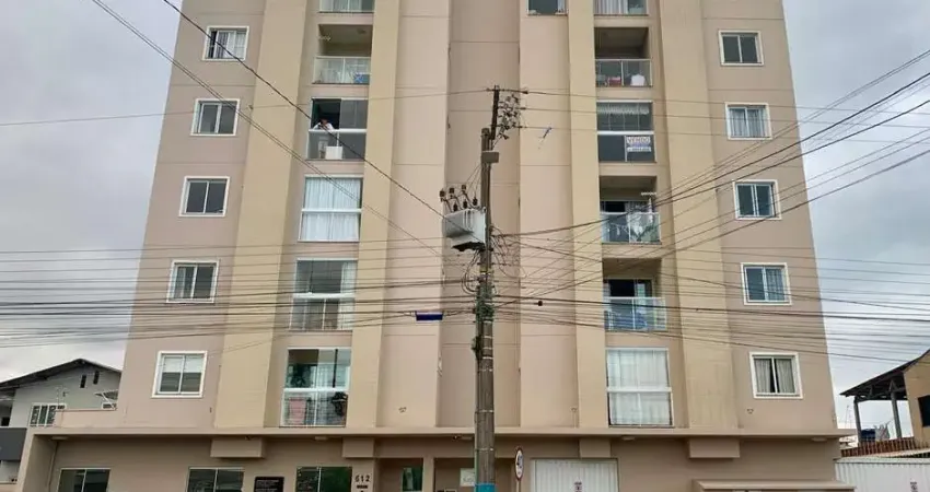 Apartamento com 2 quartos para alugar na Avenida José Alcebiades Laurentino, 612, Centro, Navegantes