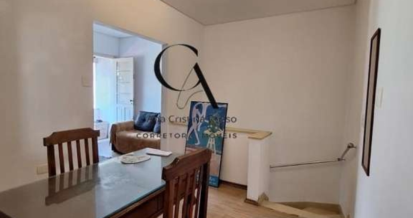 Casa sobreposta alta, 2 dormitórios, 1 suíte, 2 banheiros, Venda em Santos, Boqueirão,