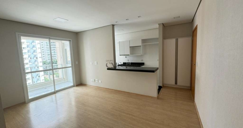 Apartamento com 2 quartos e 64m² para alugar