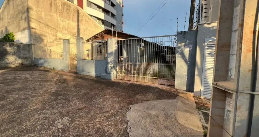 Casa à venda região comercial - 437 metros