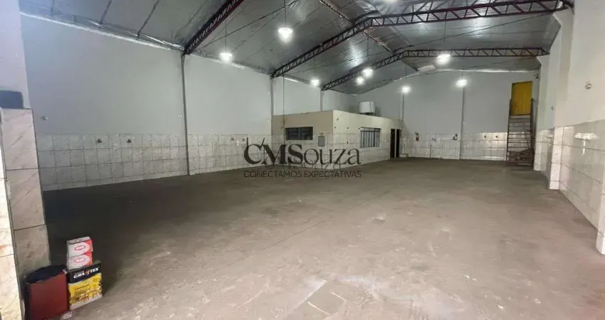 Galpão para alugar em Cambé, Parque Residencial Manela, com 240 m²
