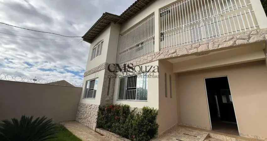 Casa comercial com 4 salas para alugar na Rua Guadalajara, --, Santa Rosa, Londrina