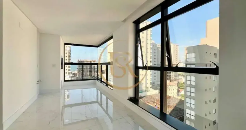 Apartamento vista mar na praia do Perequê