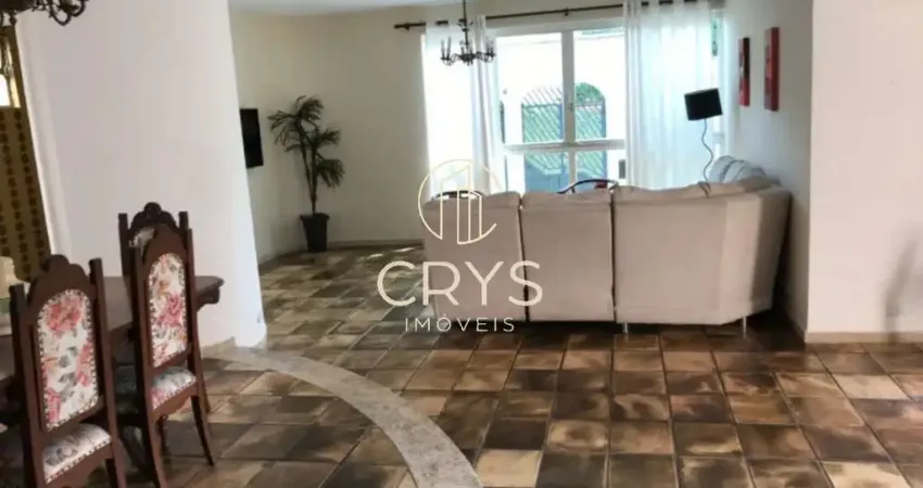Imperdível casa à venda na Vila Mariana, São Paulo-SP, com 3 quartos, 1 suíte e 326m² de área total!