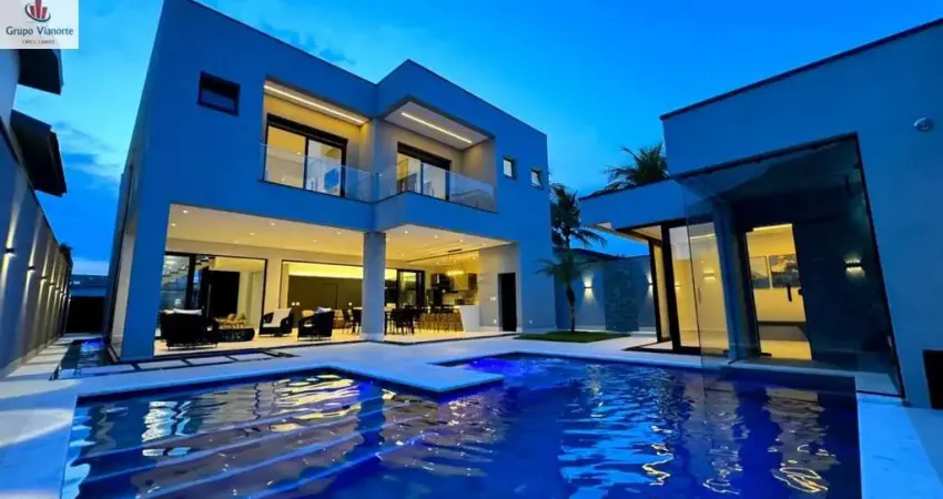 Sobrado Alto Padrão para Venda em Jardim Acapulco Guaruja-SP