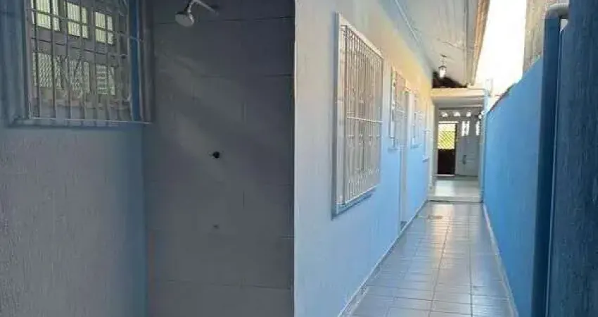 Casa à venda no bairro Vila Assunção - Praia Grande/SP