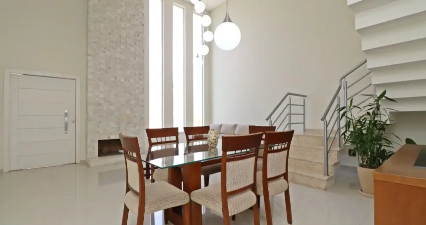 Casa moderna pé dir. alto, 3 dormitórios suítes(1 térrea) sala