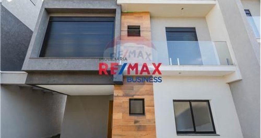 Belíssimo Triplex com 3 quartos (sendo 1 suíte), 150m² - Bairro Uberaba