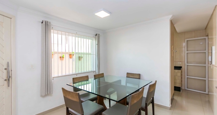 Sobrado com 3 quartos, 2 vagas, Bairro Alto - Curitiba