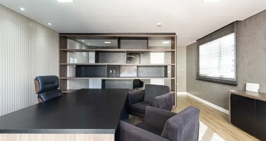 Sala comercial à venda com 1 vaga no Bairro Água Verde - Curitiba