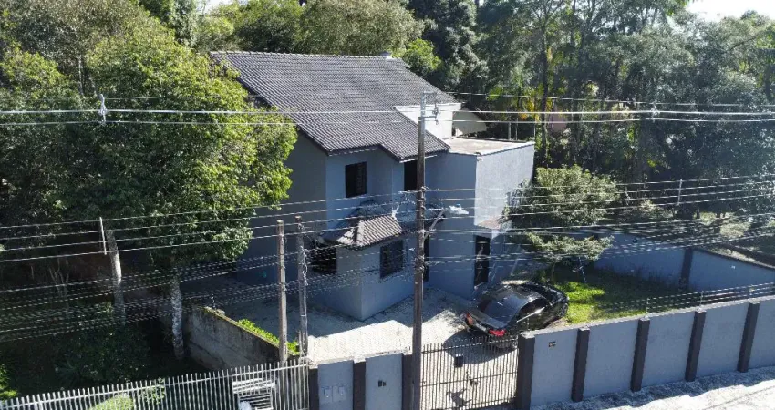 Casa com 5 quartos, 7 vagas, terreno de 1284 m² - CURITIBA PR