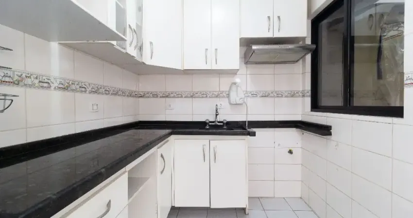 Sobrado 3 dormt.,sendo 1 suíte Prox. Rua do Outono e Ecoville