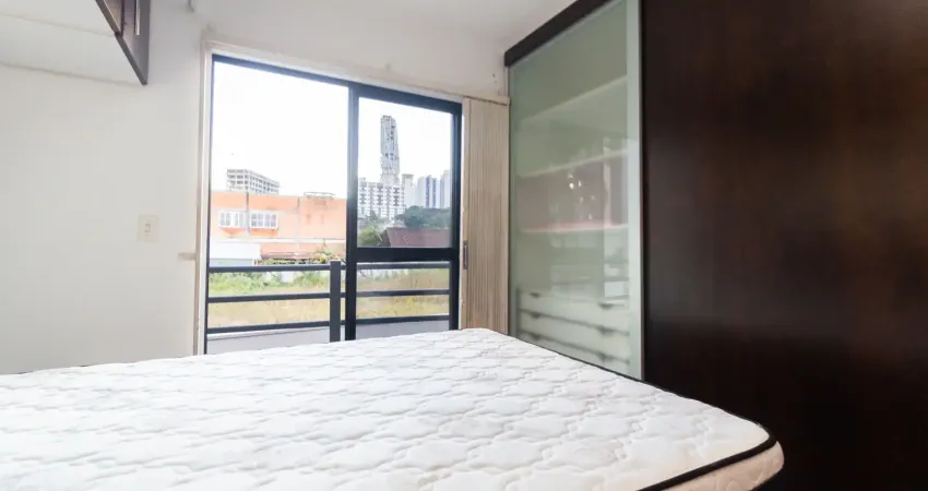 Sobrado prox. rua do outono, 3 dormt.,sendo 1 suíte  e ecoville