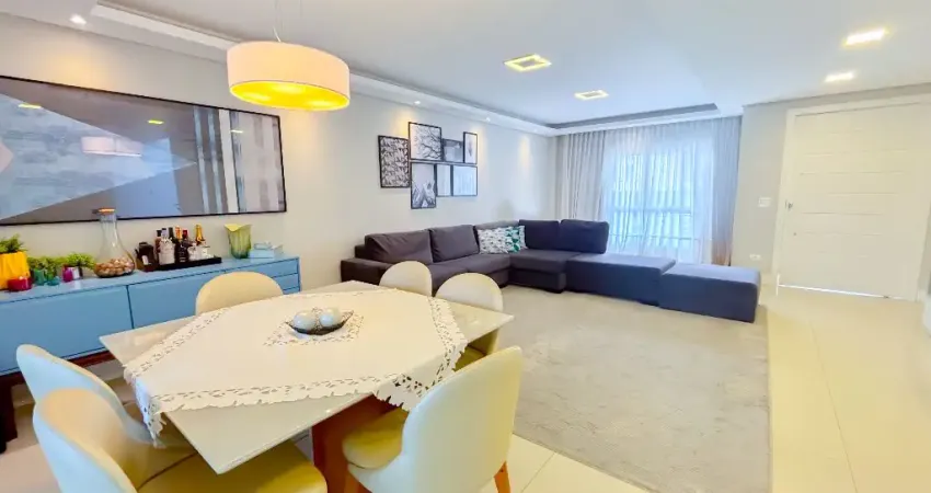 Casa em condominio toda mobiliada com 346 m² privativos “porteira fechada